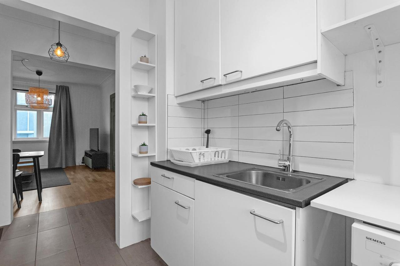 Sunny Reykjavik Apartment Bagian luar foto