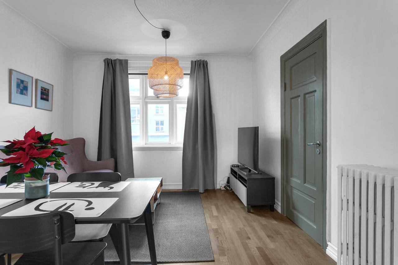 Sunny Reykjavik Apartment Bagian luar foto